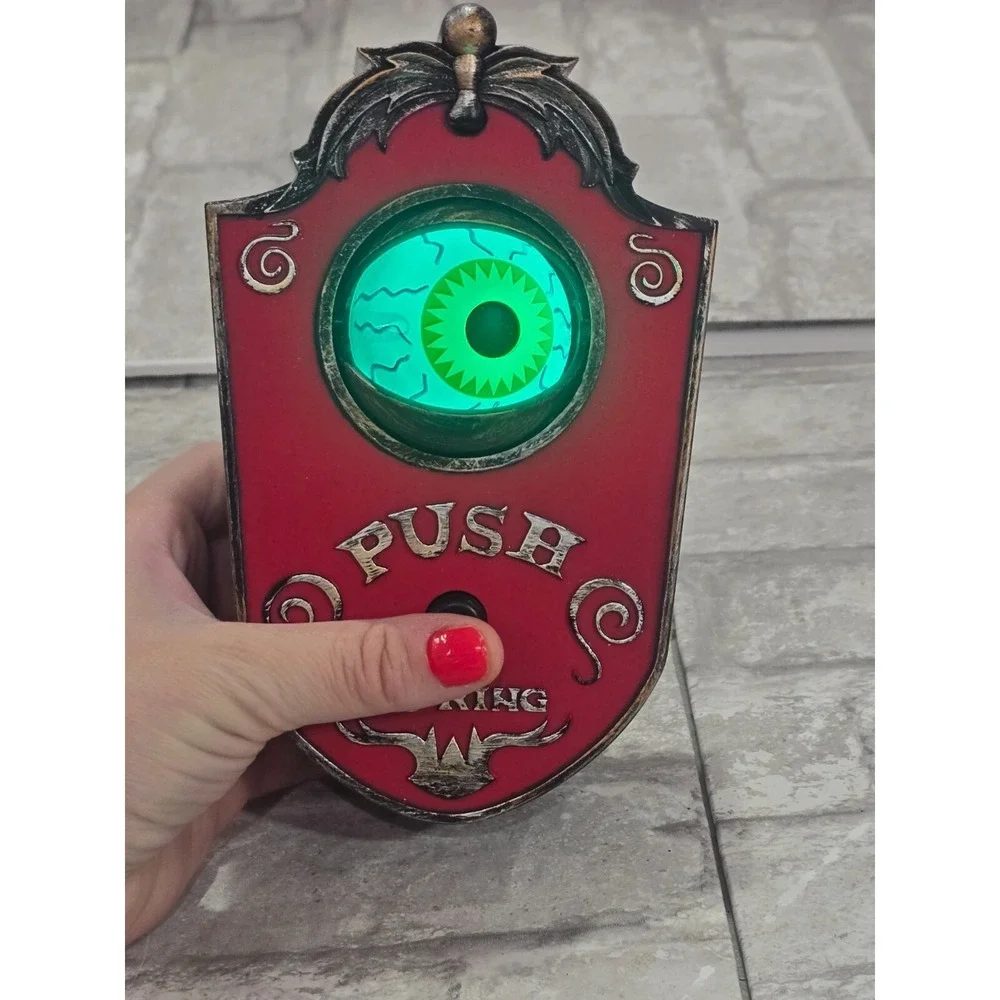 Haunted House Halloween Animated Eyeball No Sounds Doorbell VIDEO